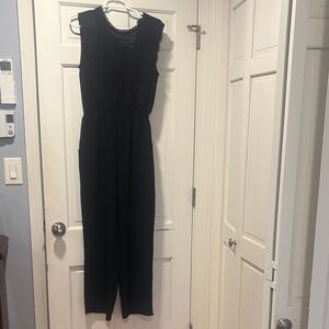 Elegant Black Sleeveless Jumpsuit